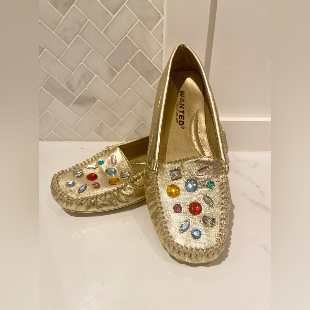 NWOT - Comfy Gold Loafers